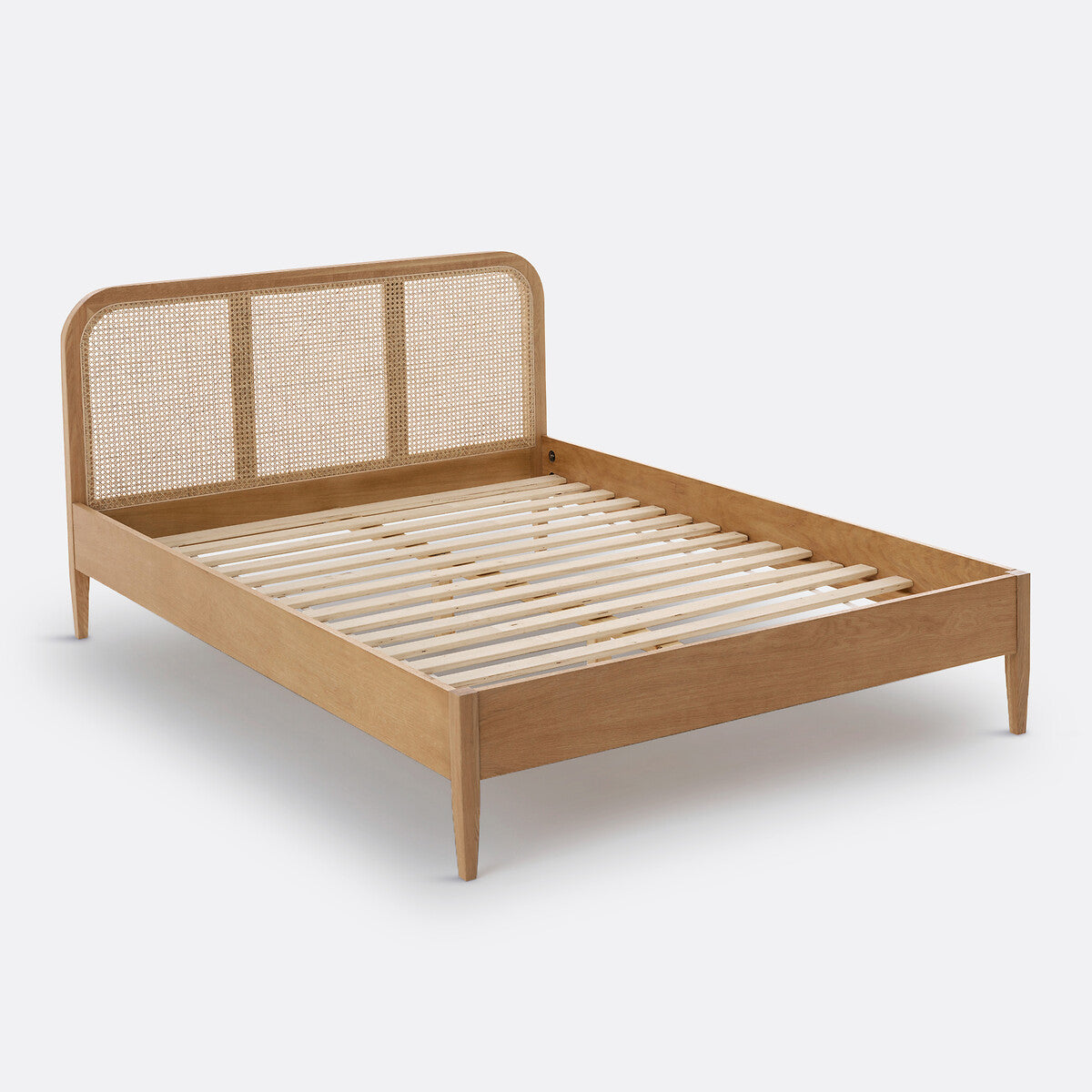 bed with slatted frame Madara