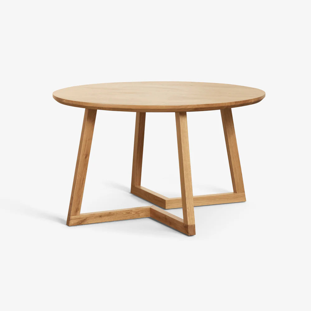 Odun Scandinavian Wood Table