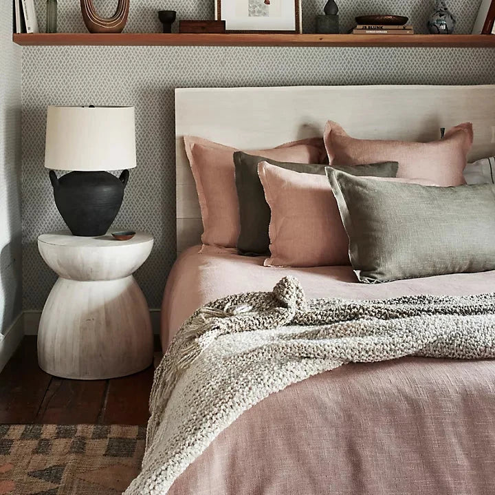 Betania Side Table