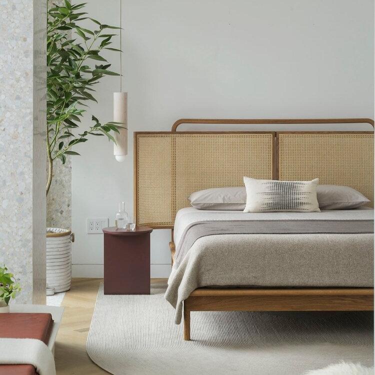 Mae Bed