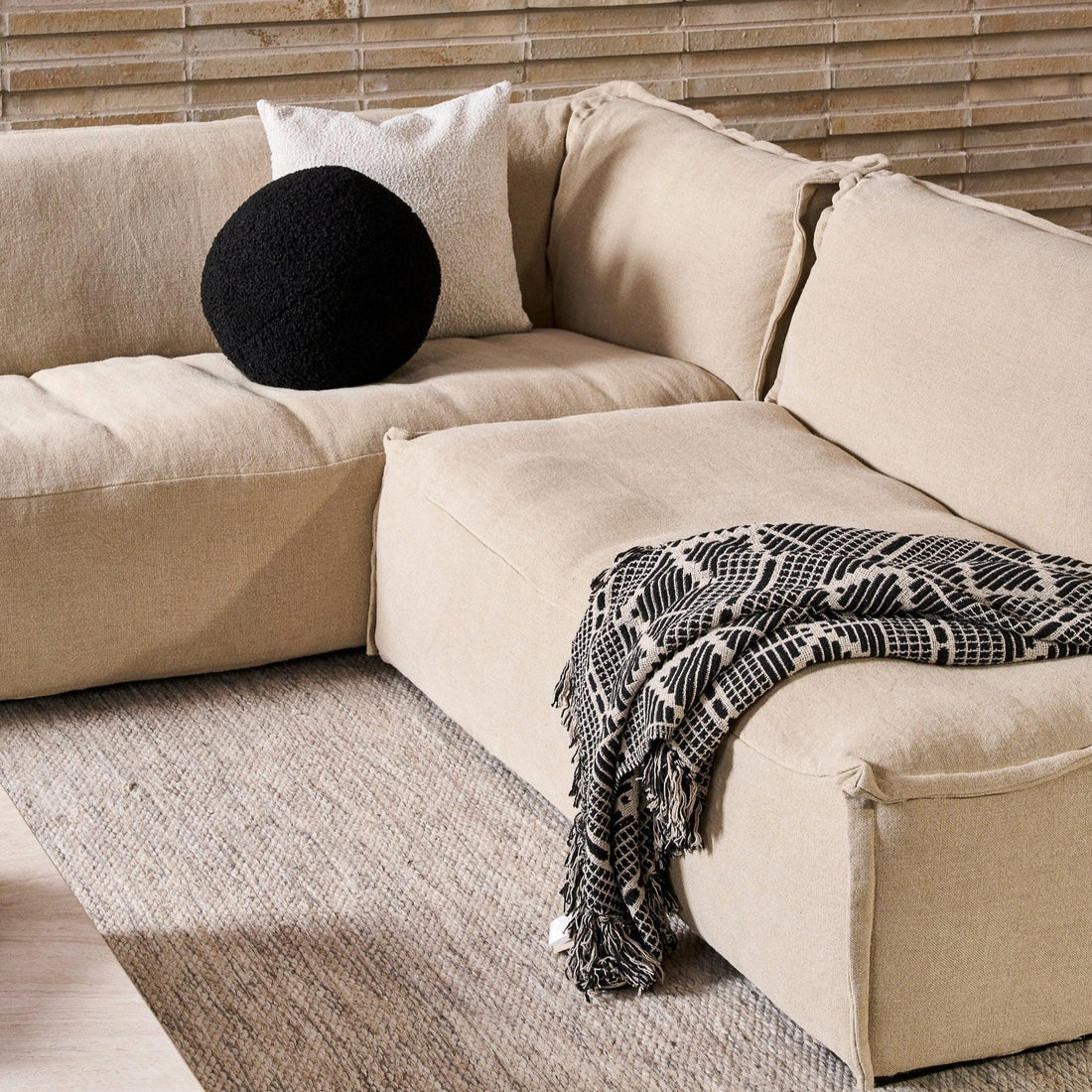 Felix Sofa