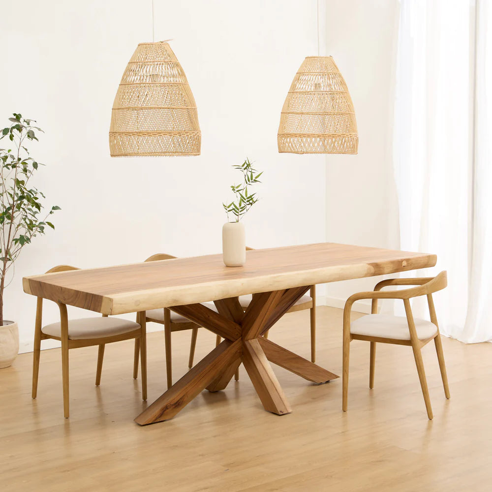NATURAL TABLE