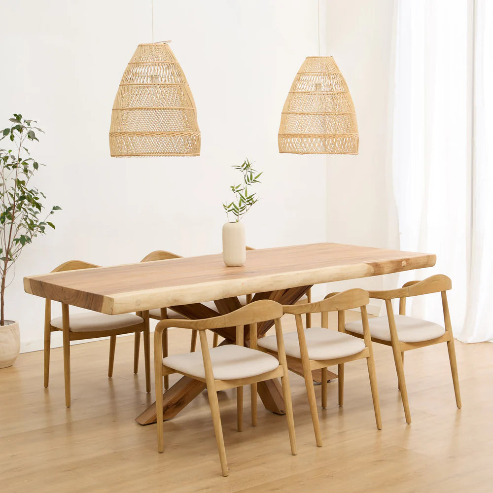 NATURAL TABLE