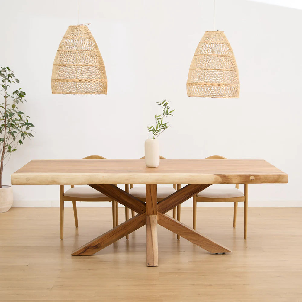 NATURAL TABLE