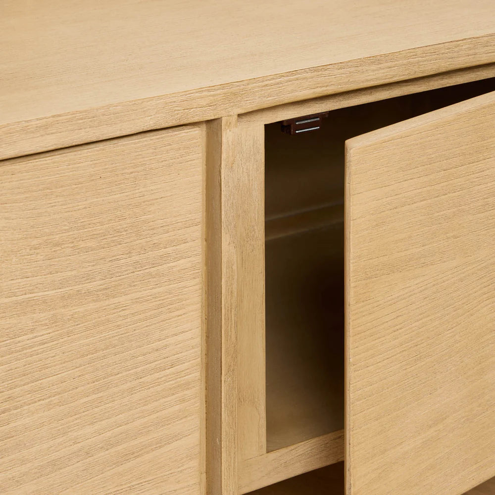 SKAN TV STAND