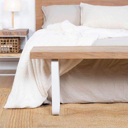 NAYI BANQUETTE