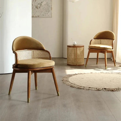 River rattan dining table and chairs