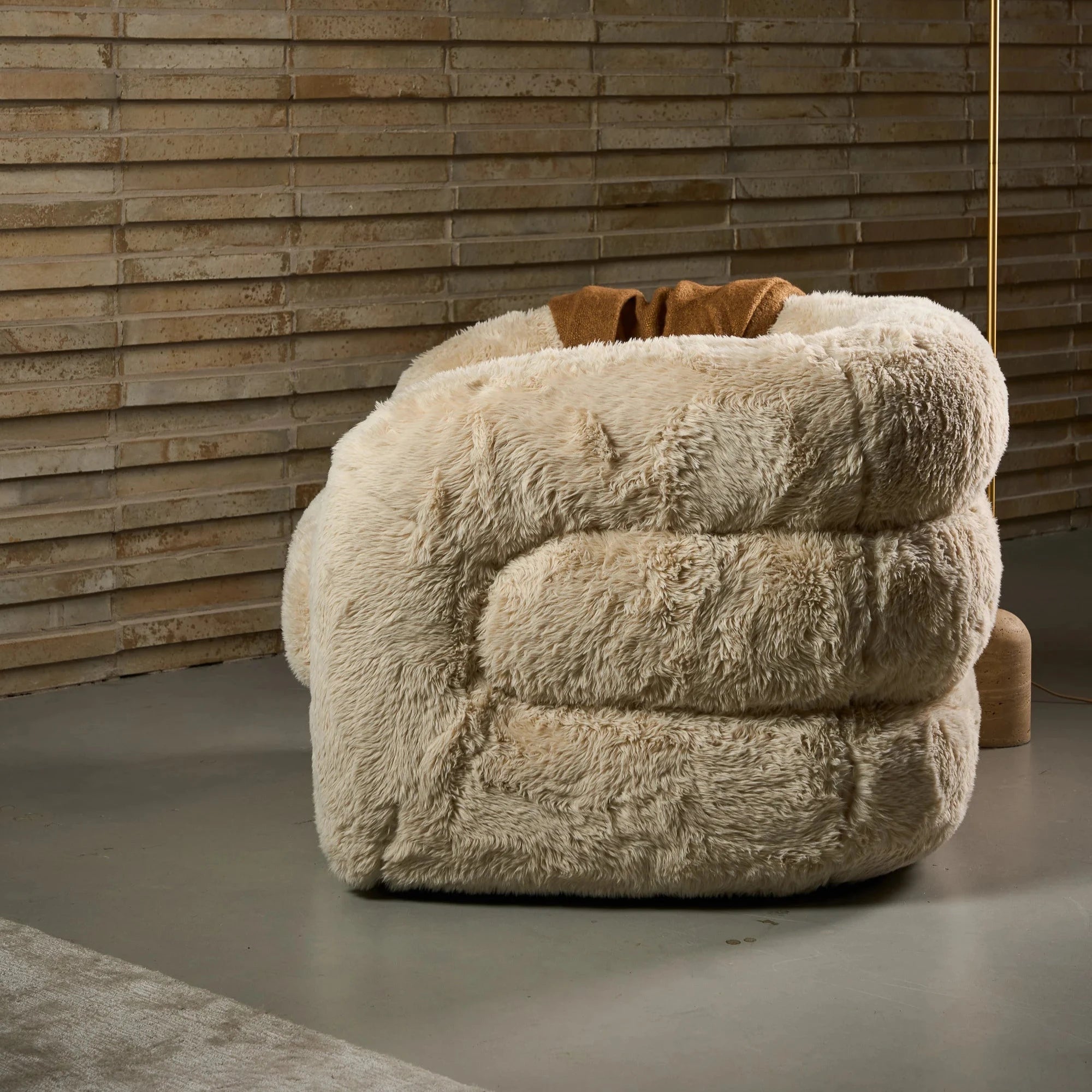 Snug Lounge Chair
