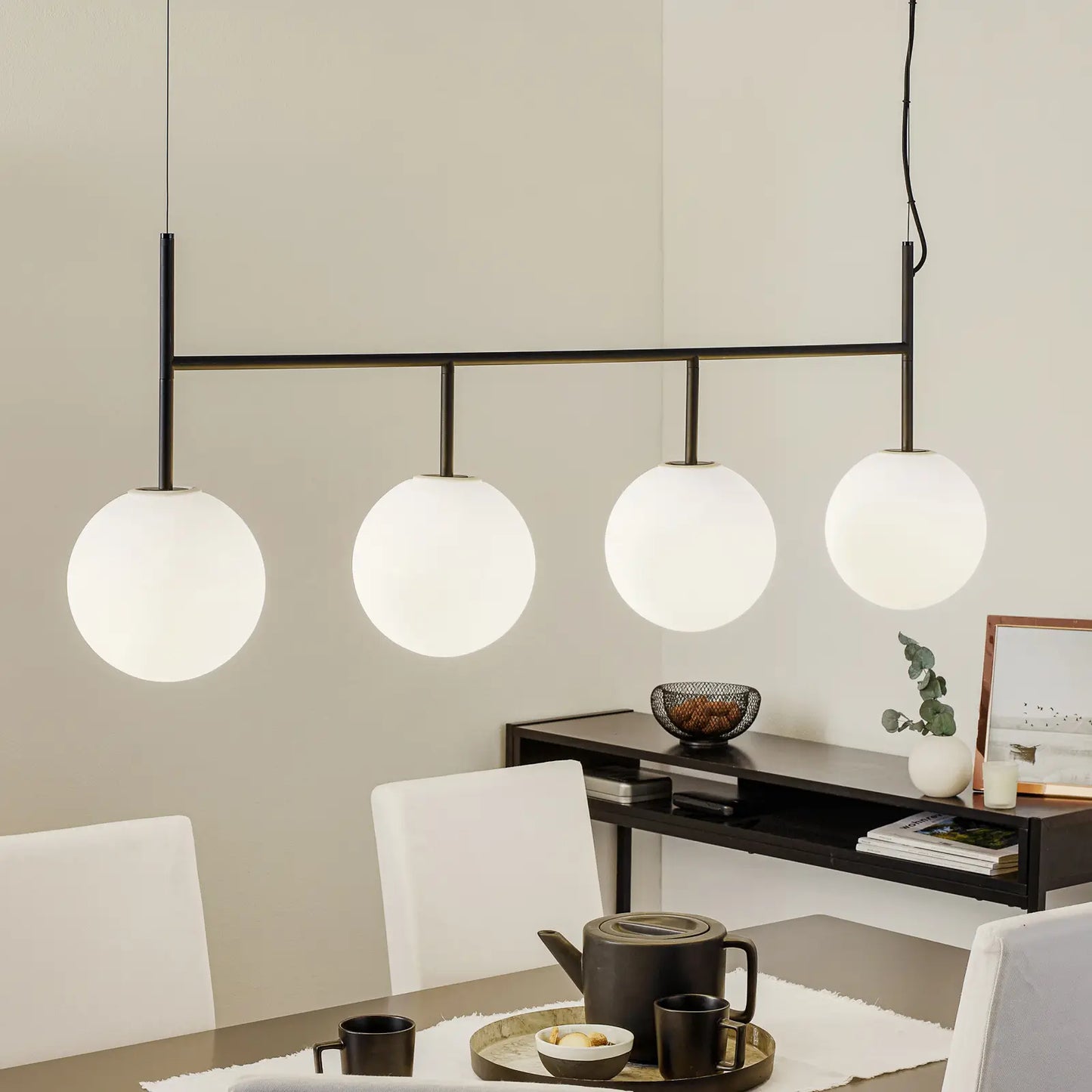 Lumina Modern Elegance